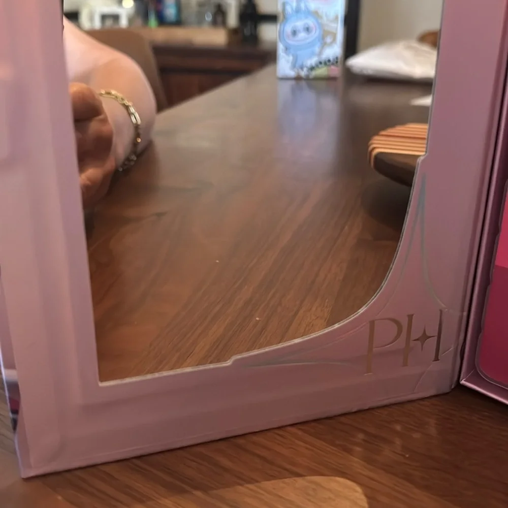 Low Start Paris Hilton Perfect Pout 10 piece Lipliner & matte liquid  Lipstick - Picture 3 of 6